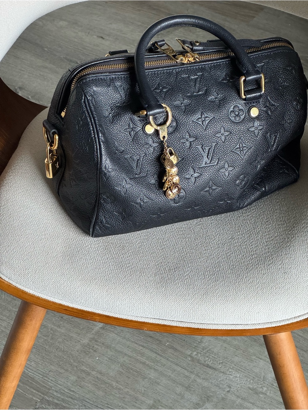 ☄️☄️Louis Vuitton Empriente Leather Speedy 25 Bandolier. Authenticated. ☄️☄️